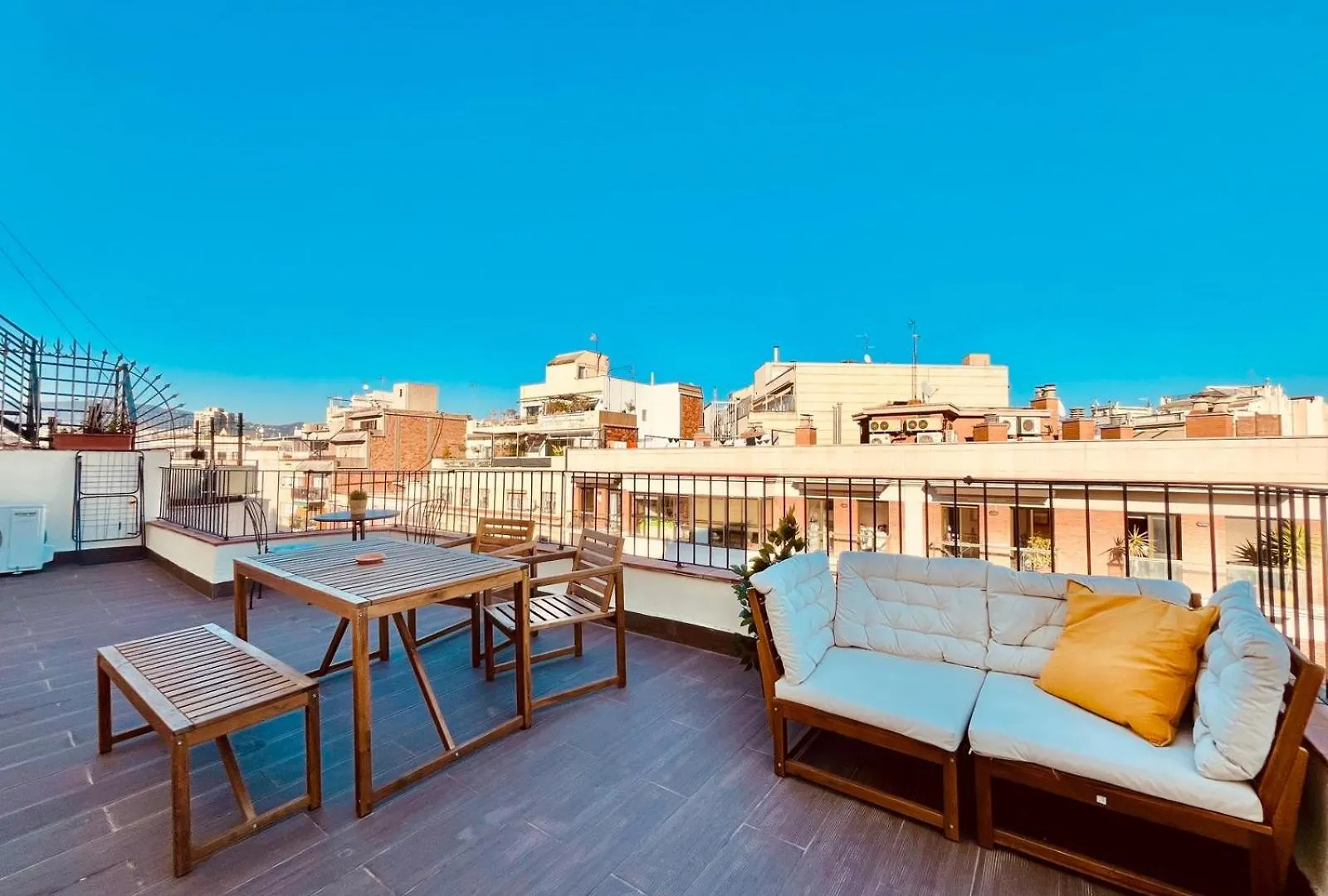 Apartment Ola Living Sant Antoni Market Barcelona