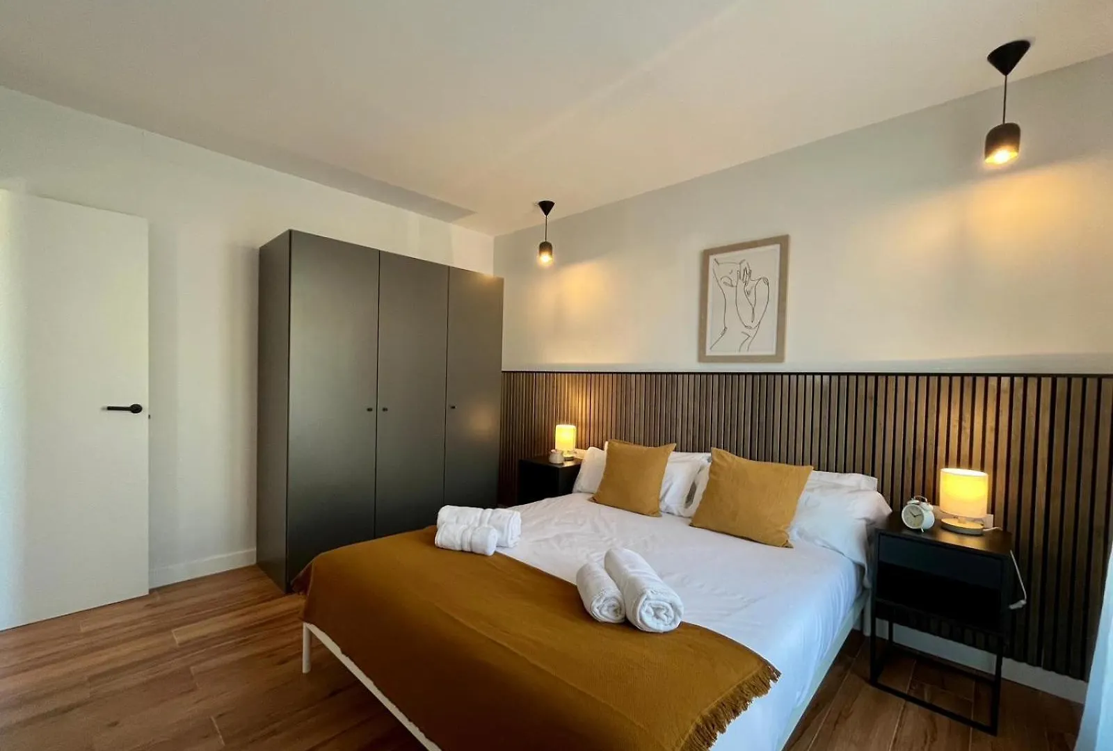 Ola Living Sant Antoni Market Barcelona Apartment