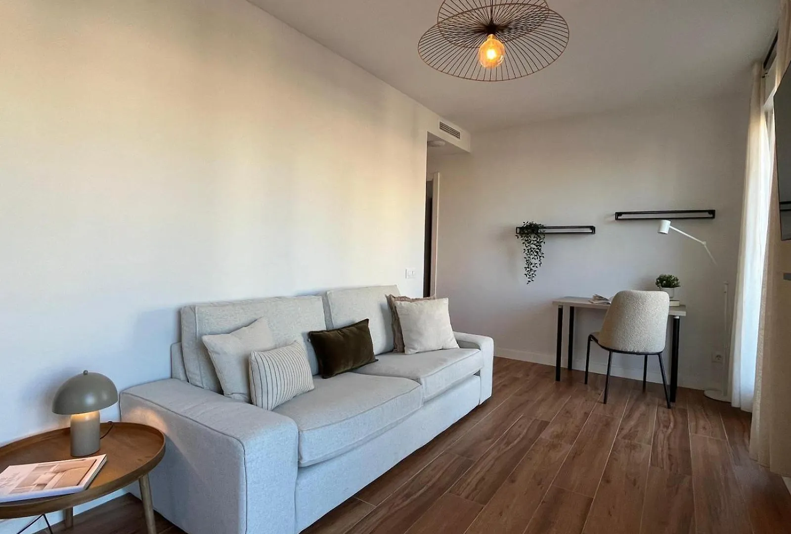 Apartment Ola Living Sant Antoni Market Barcelona